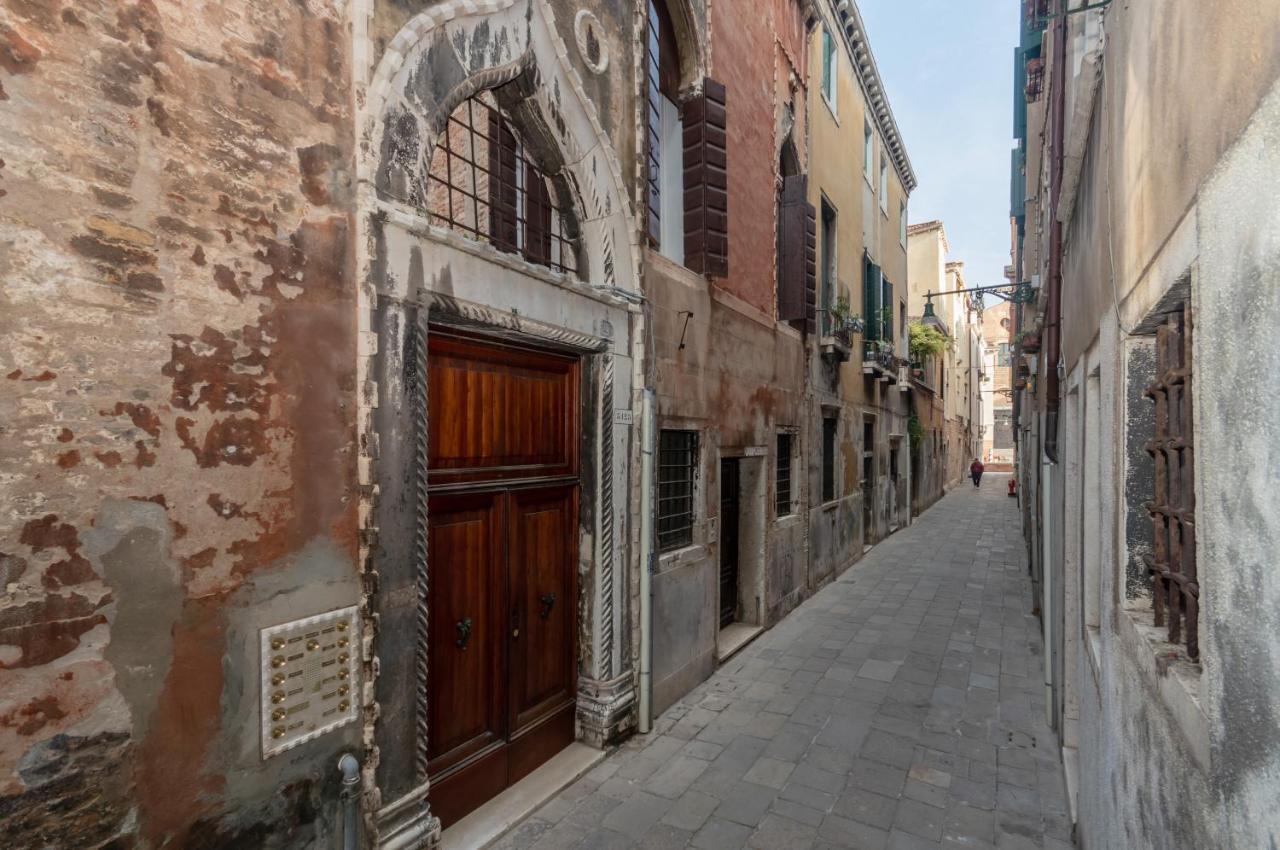 Palazzo Dolfin - Piazza San Marco Lovely Apartment Venecia Exterior foto